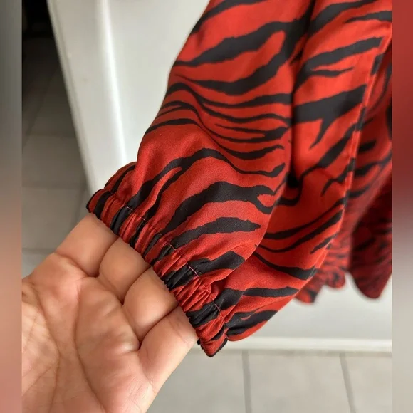 EXPRESS Mini Dress Zibra print  Size M - Picture 4 of 8